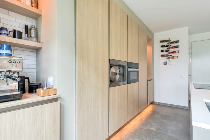 Photo 11 of Markgraaflaan 189