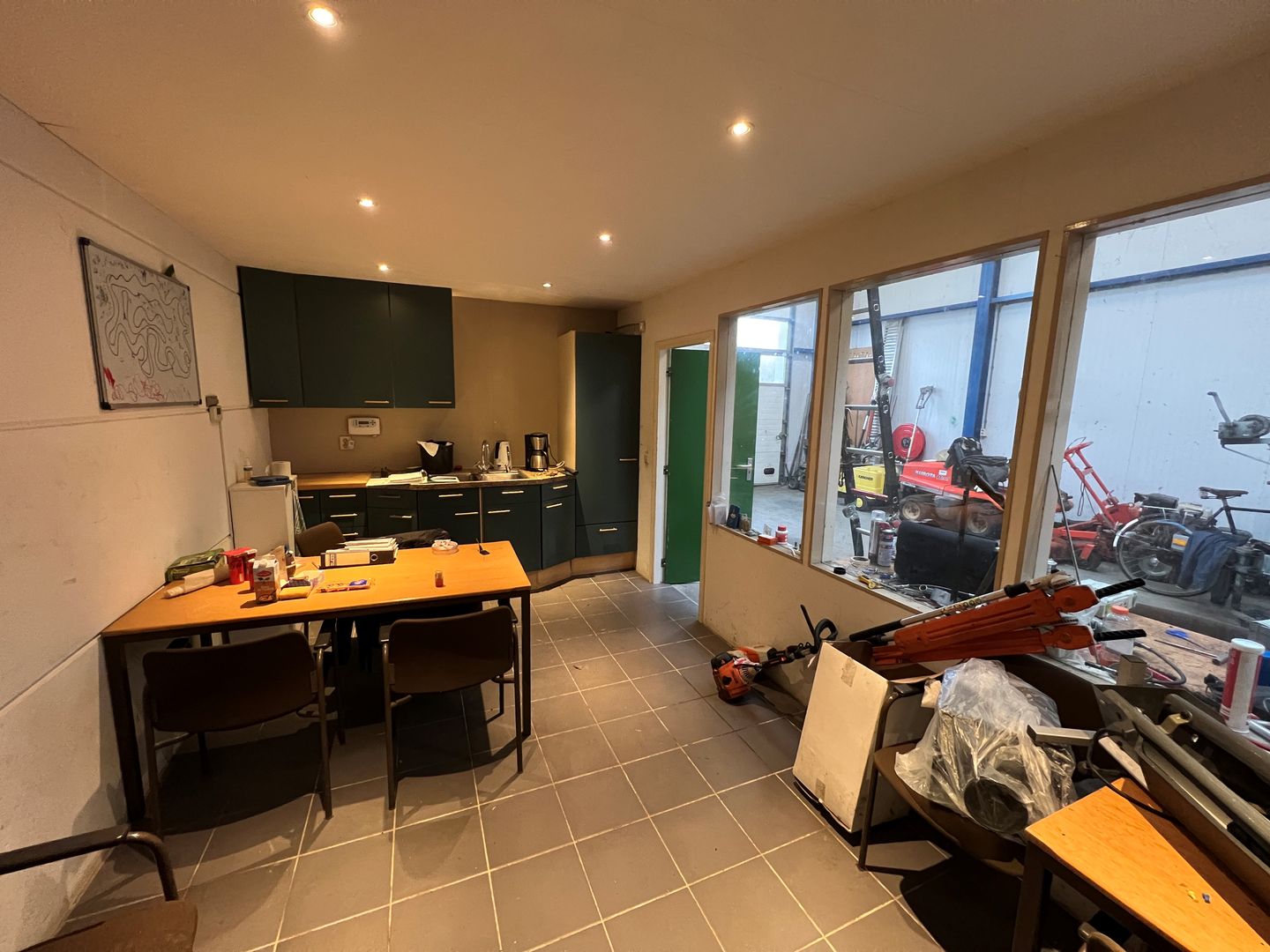 View photo 5 of Rak 95