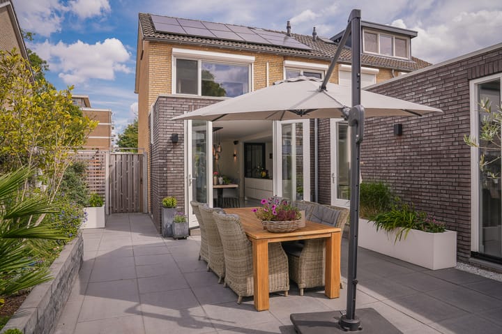 Foto 3 van Dahliastraat 10