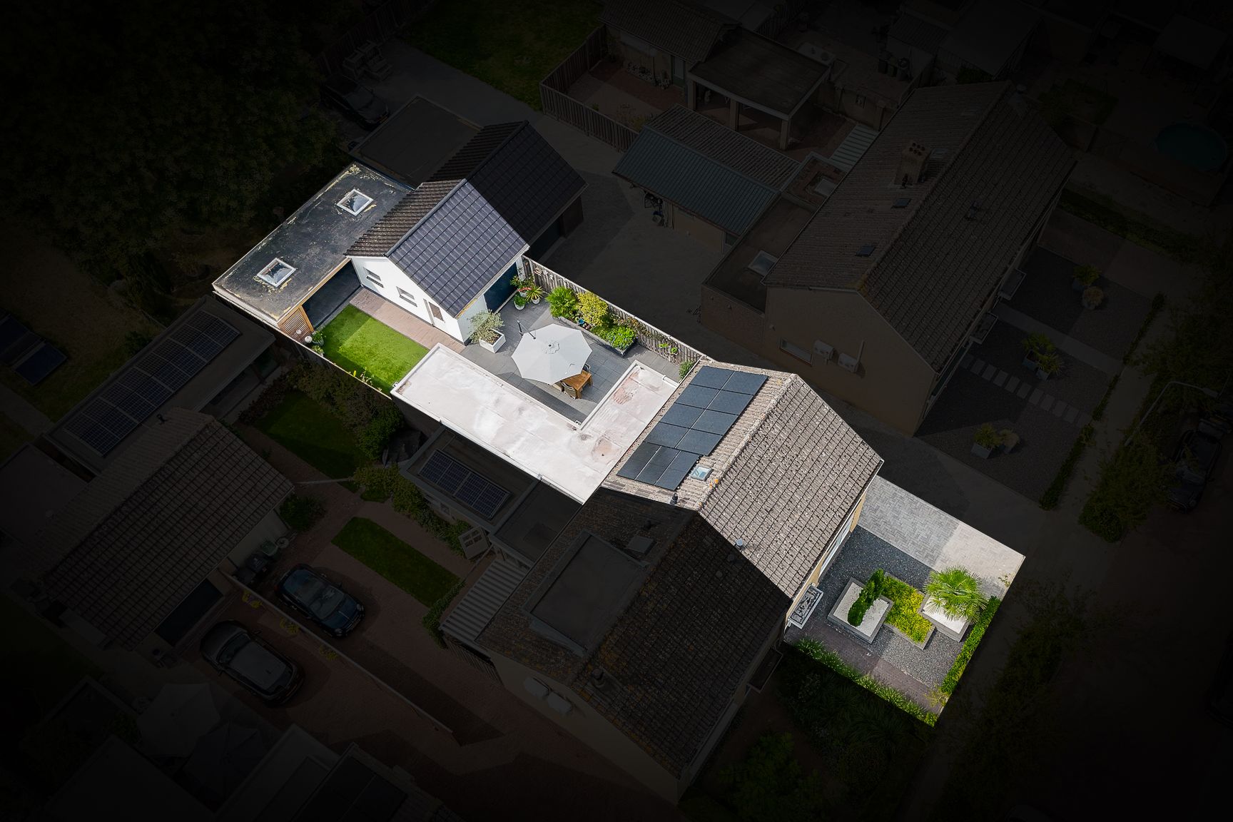 Foto 6 van Dahliastraat 10