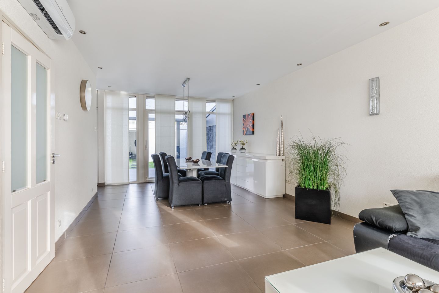 Photo 5 of Wandelboslaan 95