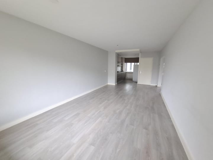 Photo 4 of Niels Bohrplaats 554