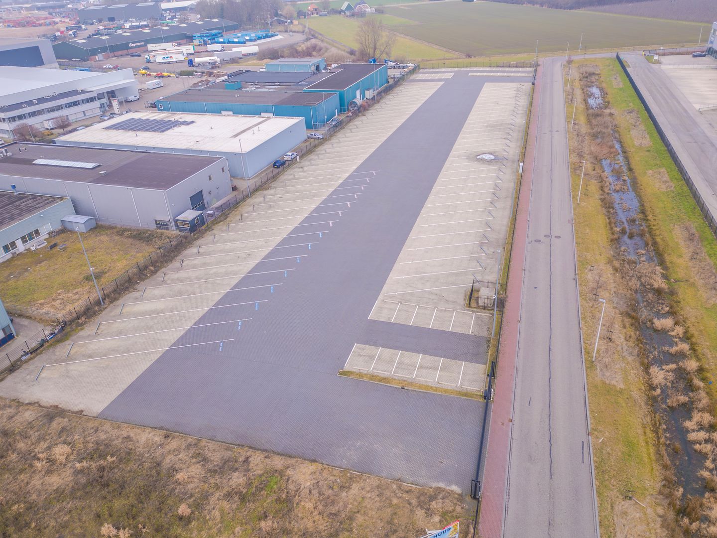 Bekijk foto 1 van Expeditiedreef