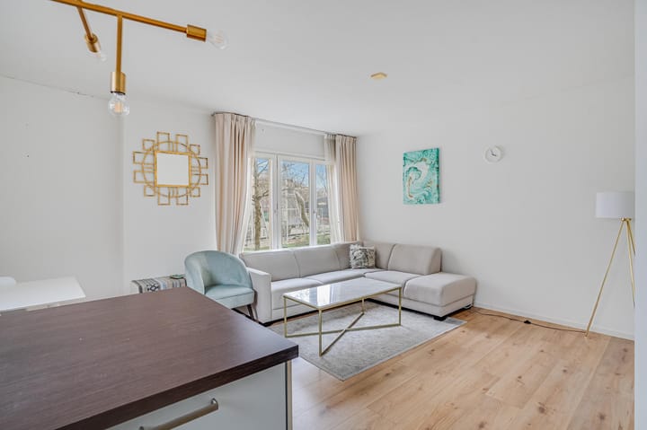 Photo 5 of Makassarstraat 54-D