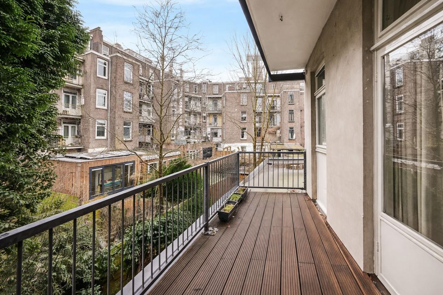 Photo 10 of Makassarstraat 54-D