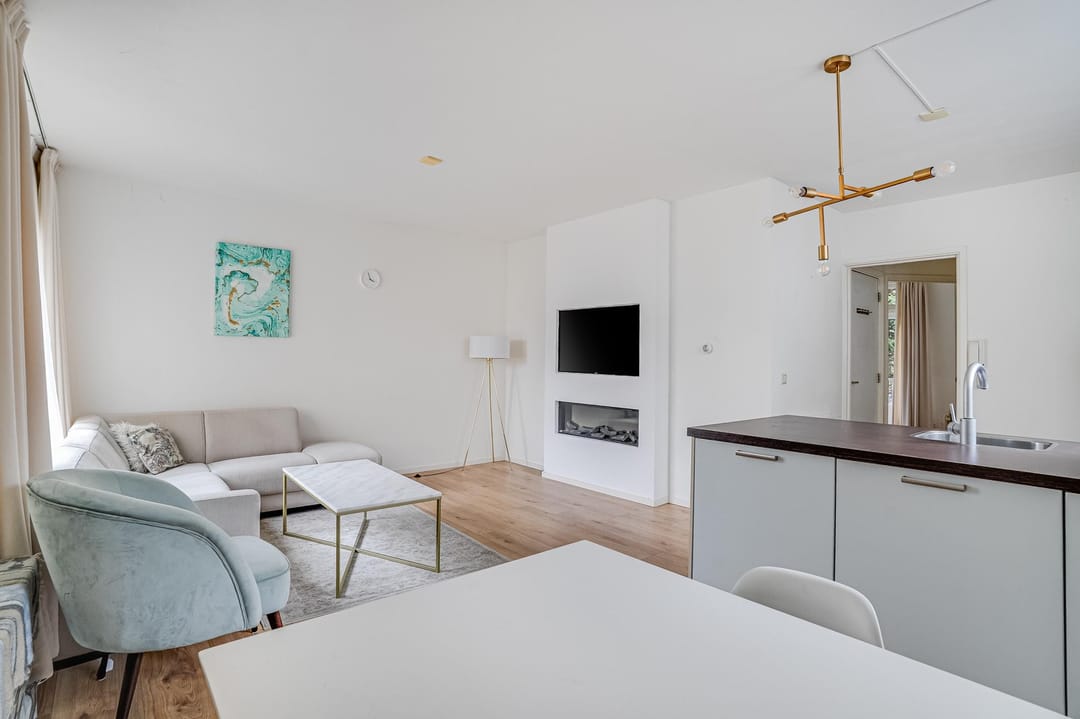 Photo 1 of Makassarstraat 54-D