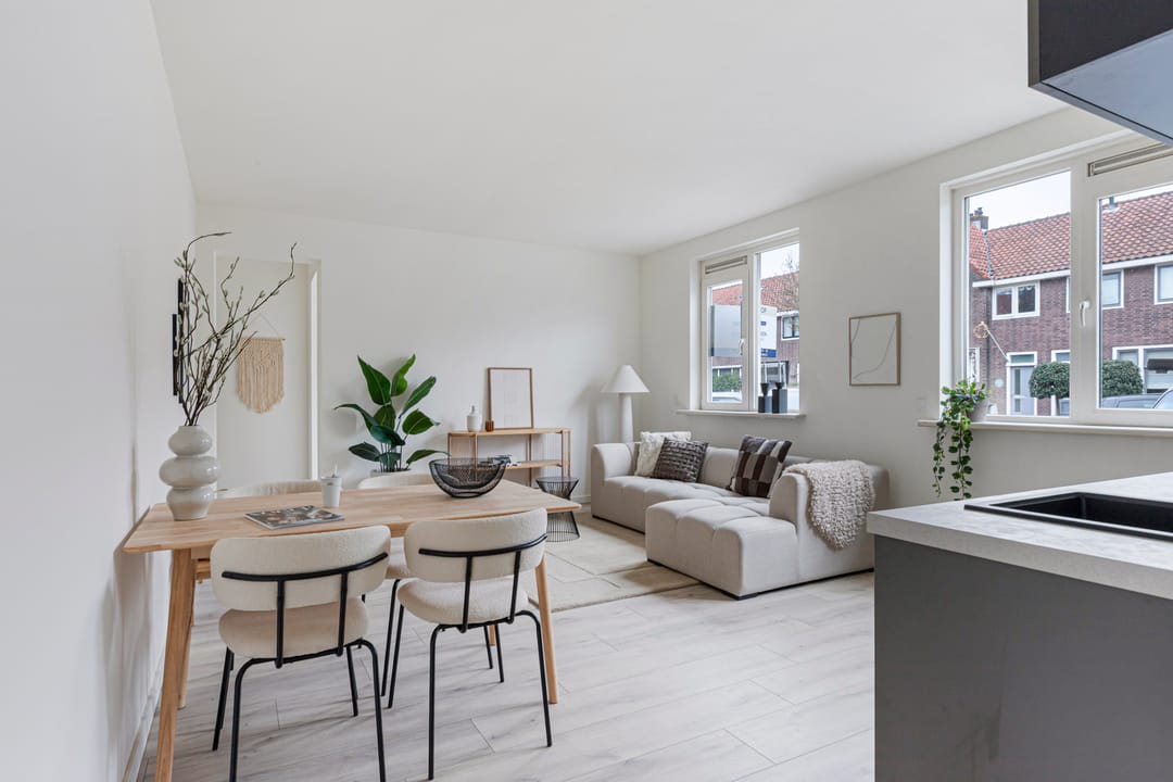 Photo 1 of Vossiusstraat 48