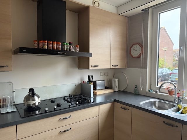 Photo 2 of Anna van Burenstraat 15