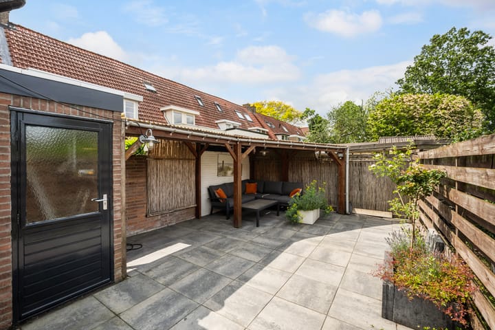 Foto 5 van M A de Ruyterstraat 27