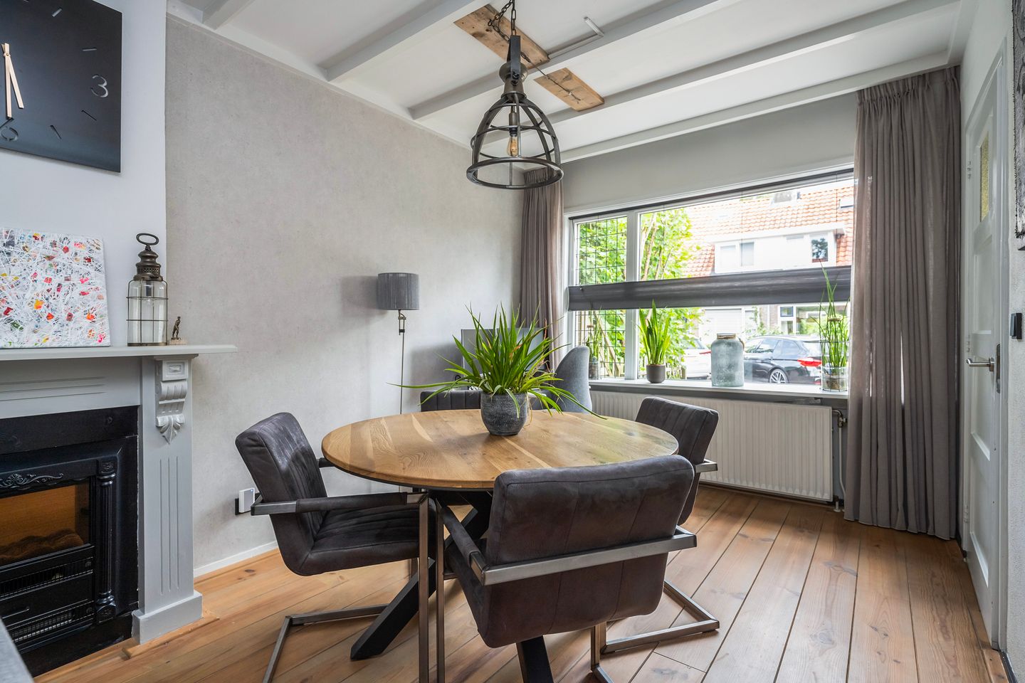 Foto 10 van M A de Ruyterstraat 27