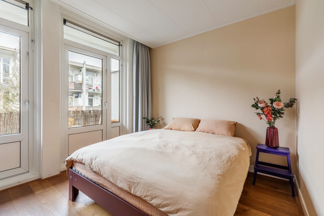 Photo 11 of Hudsonstraat 107-2