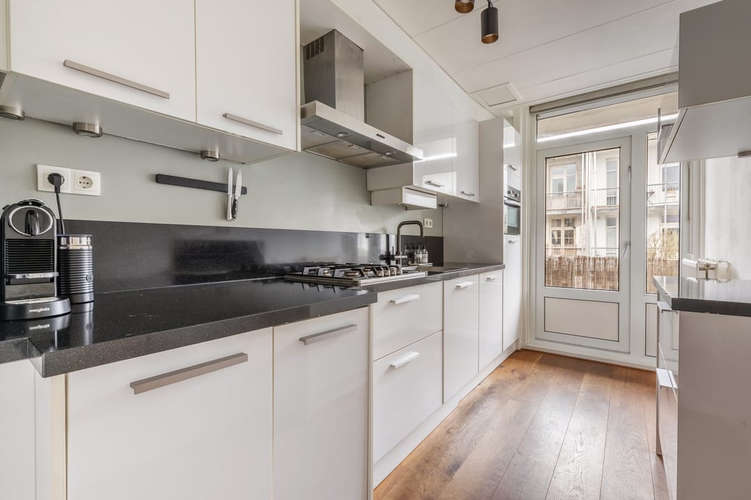 Photo 13 of Hudsonstraat 107-2