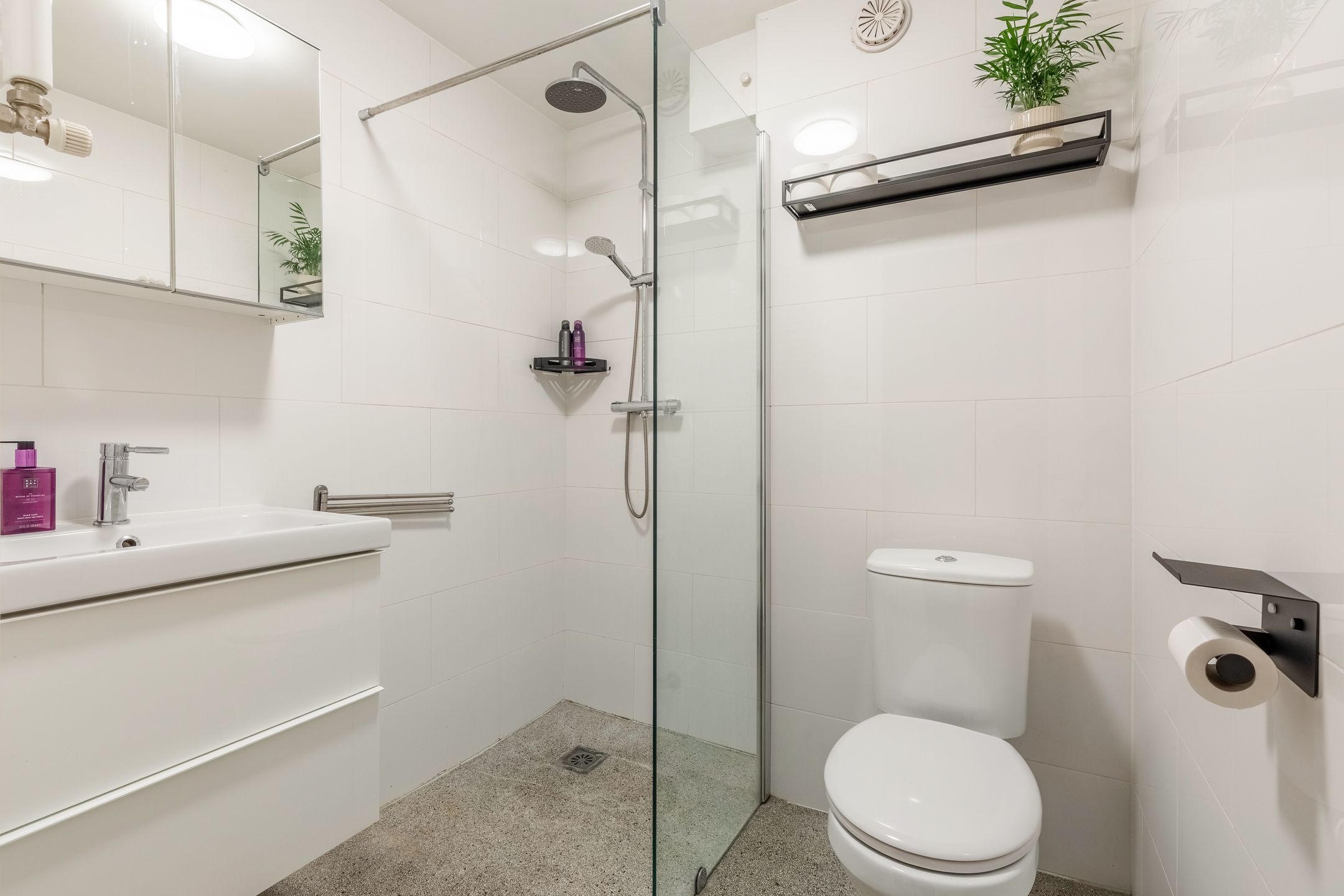 Photo 15 of Hudsonstraat 107-2