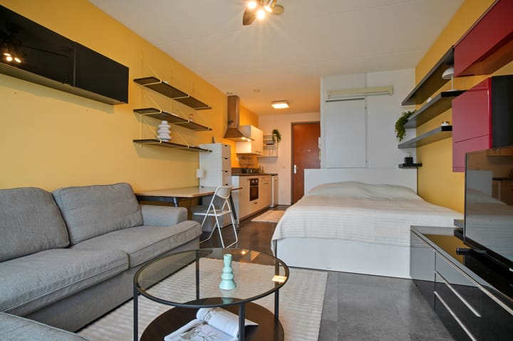 Photo 10 of Welnastraat 605