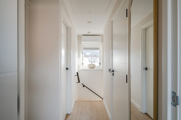 Photo 15 of Begoniastraat 10