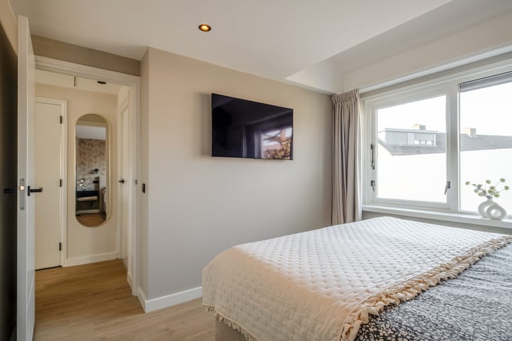 Photo 17 of Begoniastraat 10