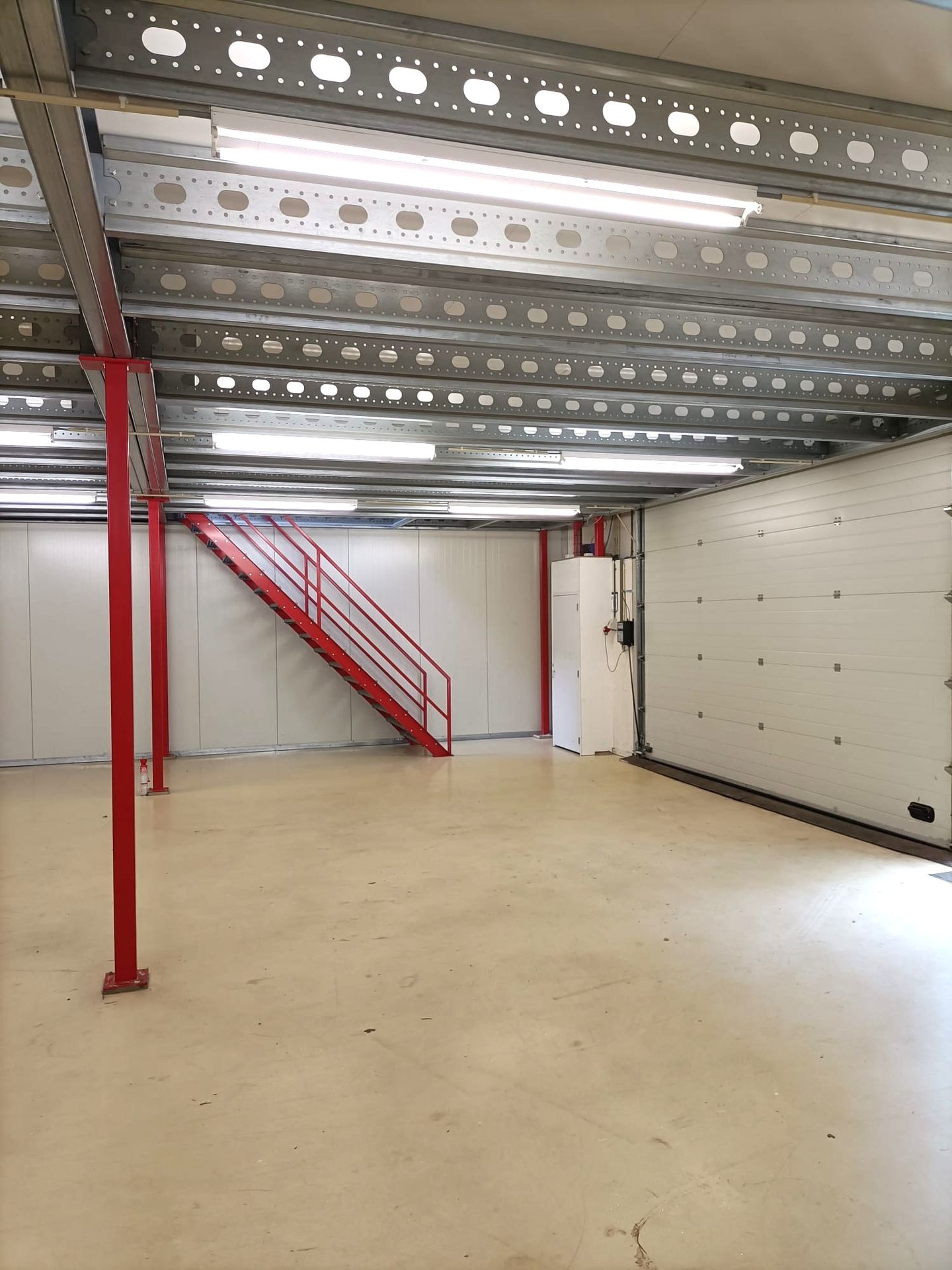 Bekijk foto 5 van Ambachtsweg 9-C