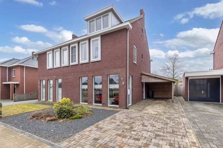 Foto 2 van Divisie 8