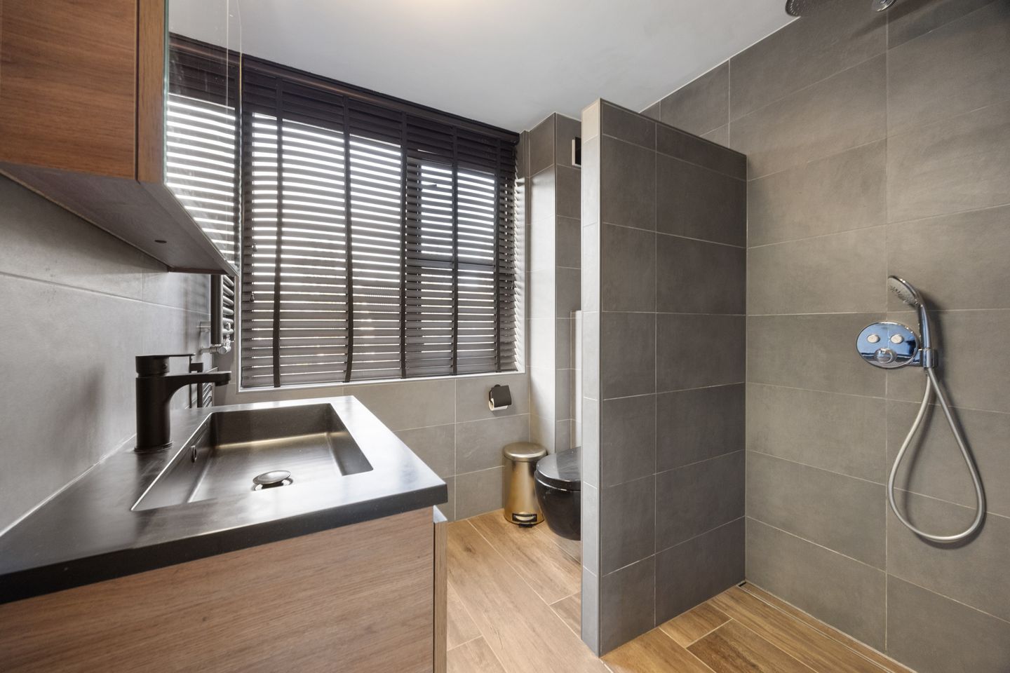 Foto 19 van Rietdekkerslaan 56