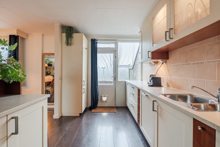 Foto 15 van Margrietstraat 36