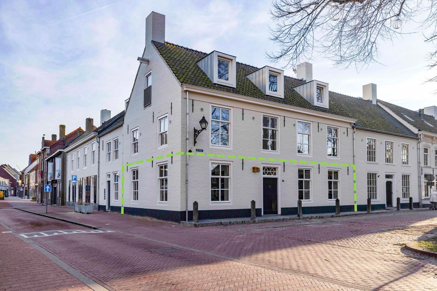 Bekijk foto 1 van Vrijthof 1