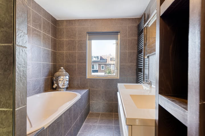 Foto 17 van Leon van Heilstraat 34