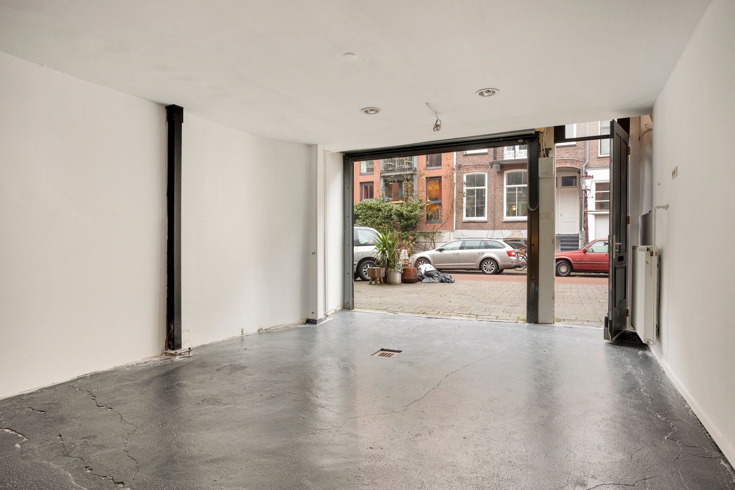 Photo 20 of Jacob van Lennepstraat 11-H