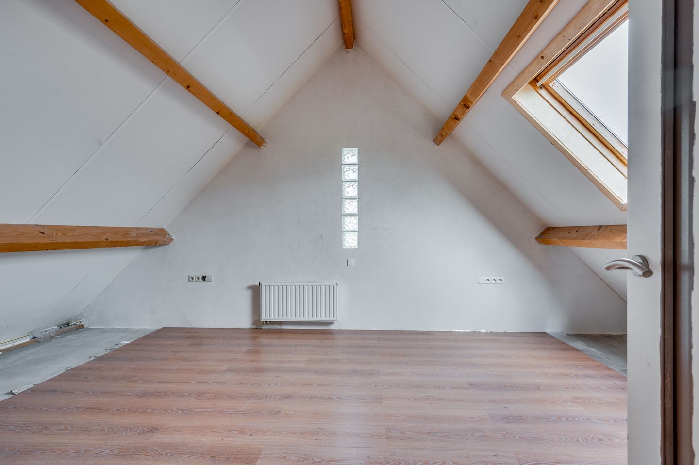 Foto 35 van Venrayseweg 3-A