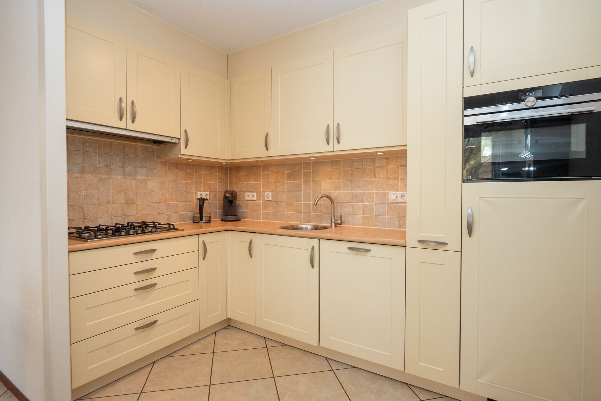 Photo 15 of Parkstraat 20