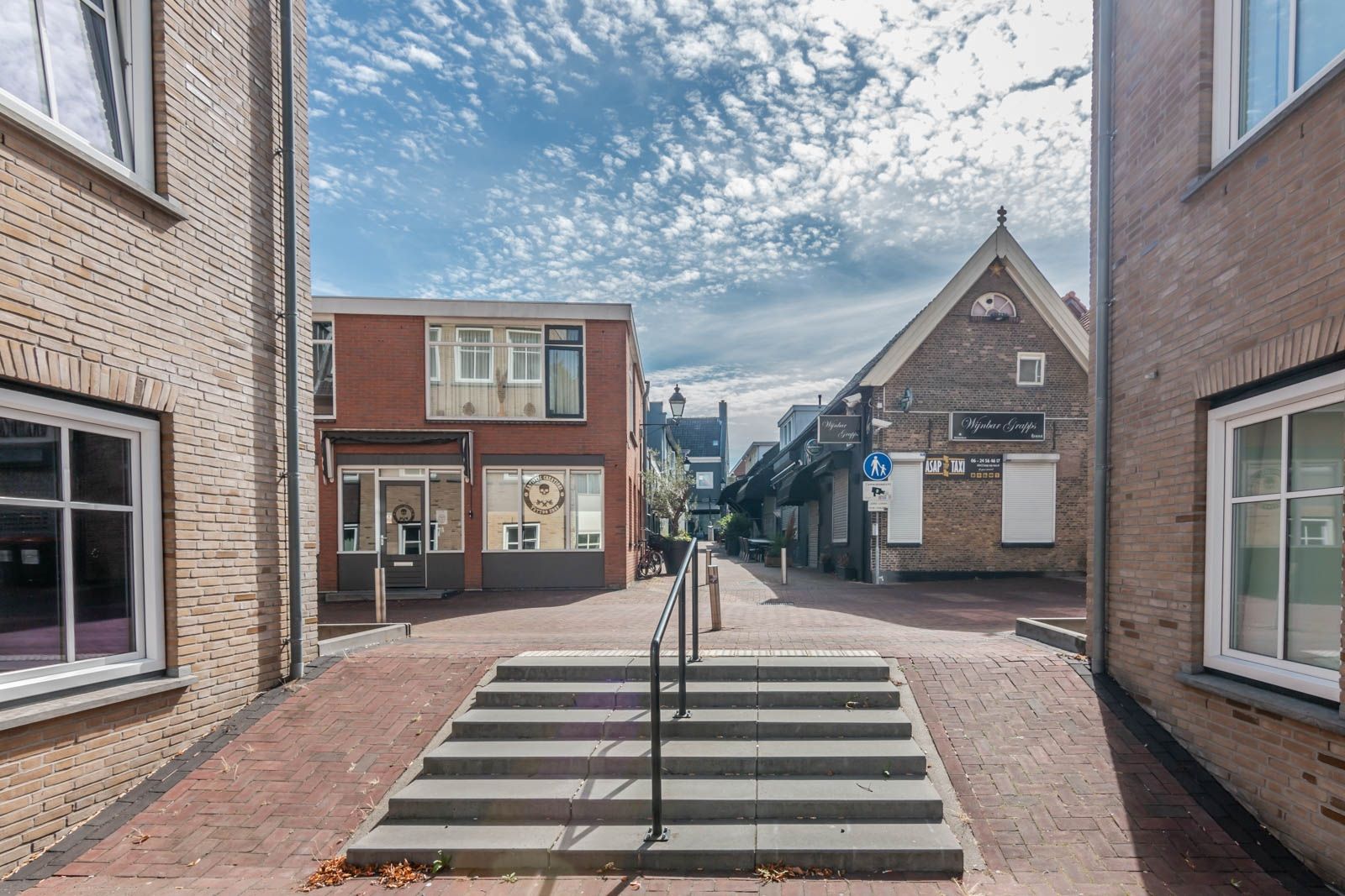 Photo 24 of Achterstraat 6