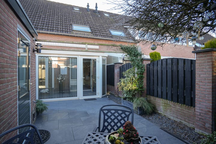 Foto 4 van J.E.S. Holthausstraat 2