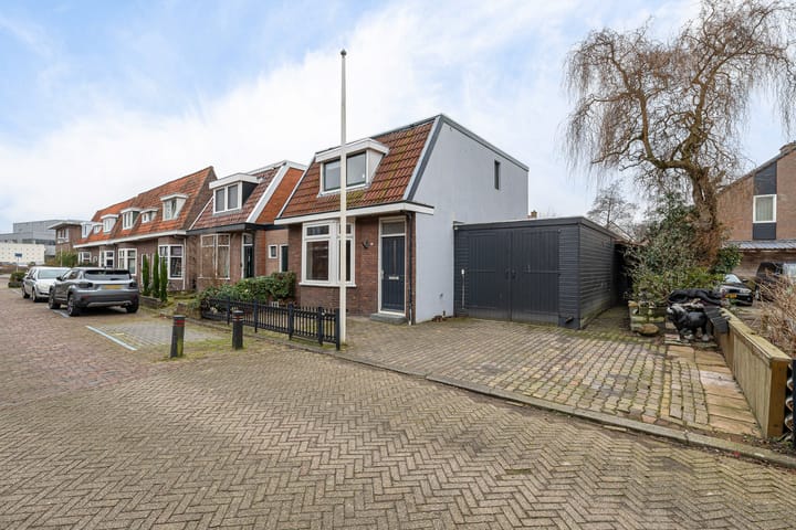 Foto 2 van Wiardastraat 28