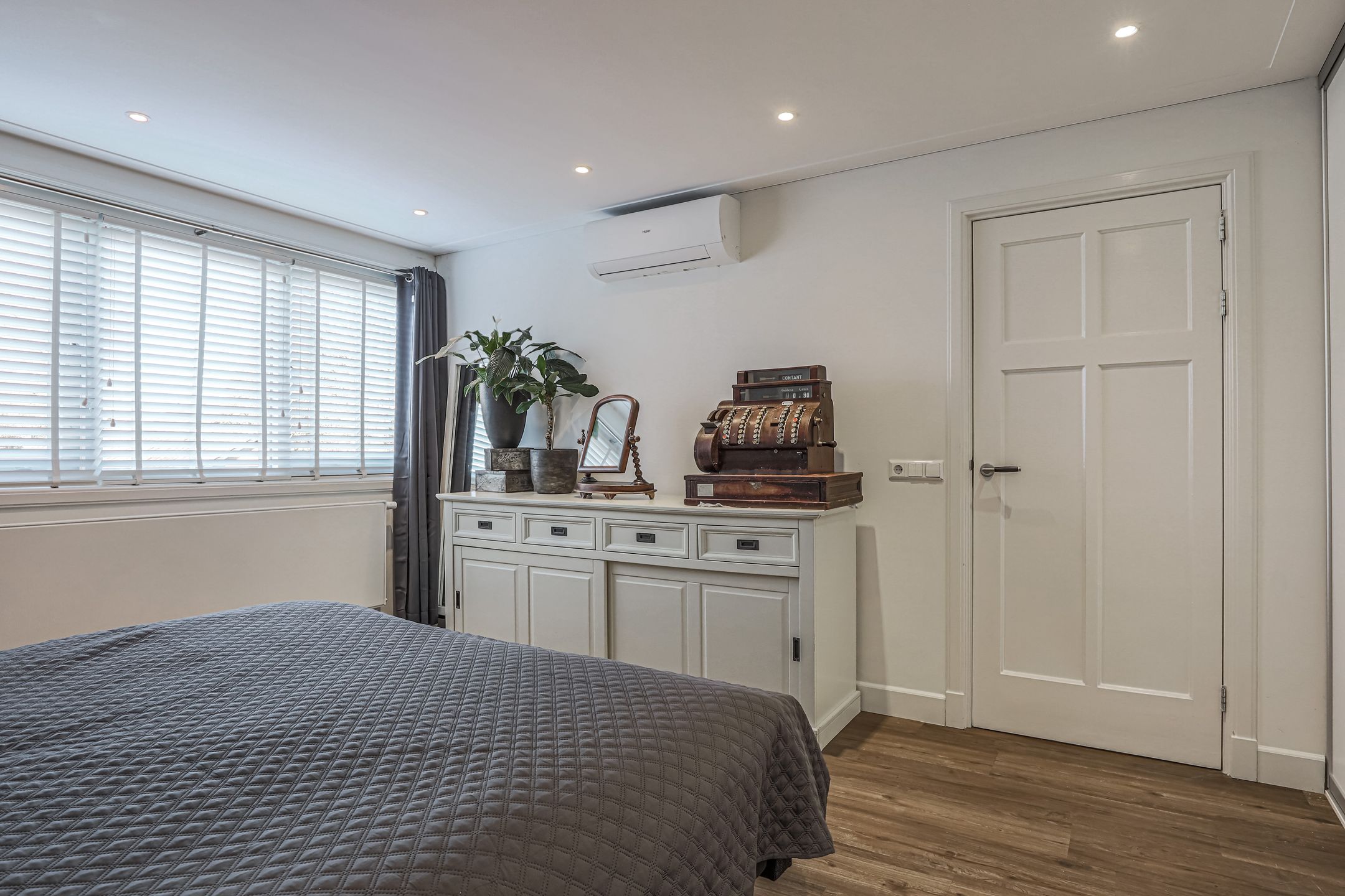 Foto 24 van Koningin Wilhelminalaan 19