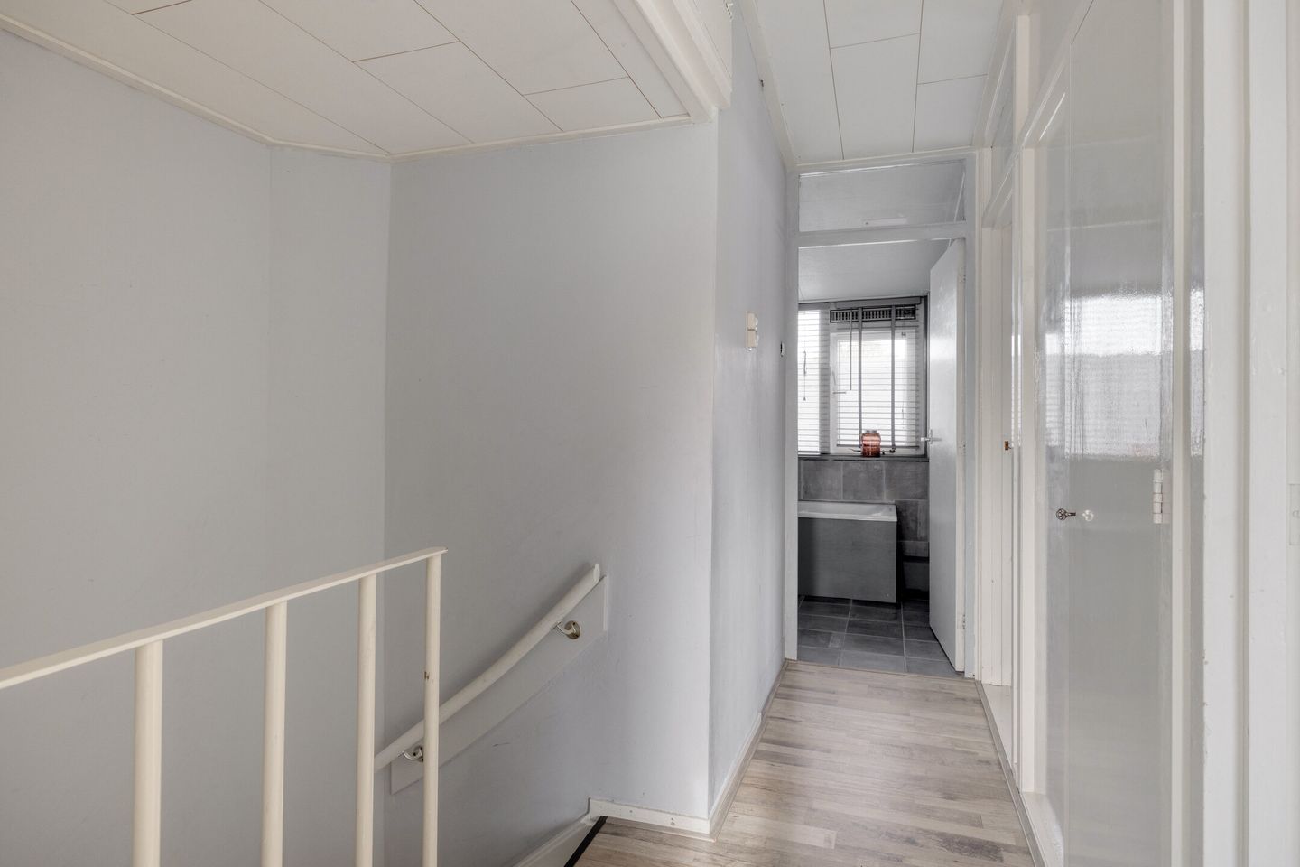 Foto 25 van Barnar 32