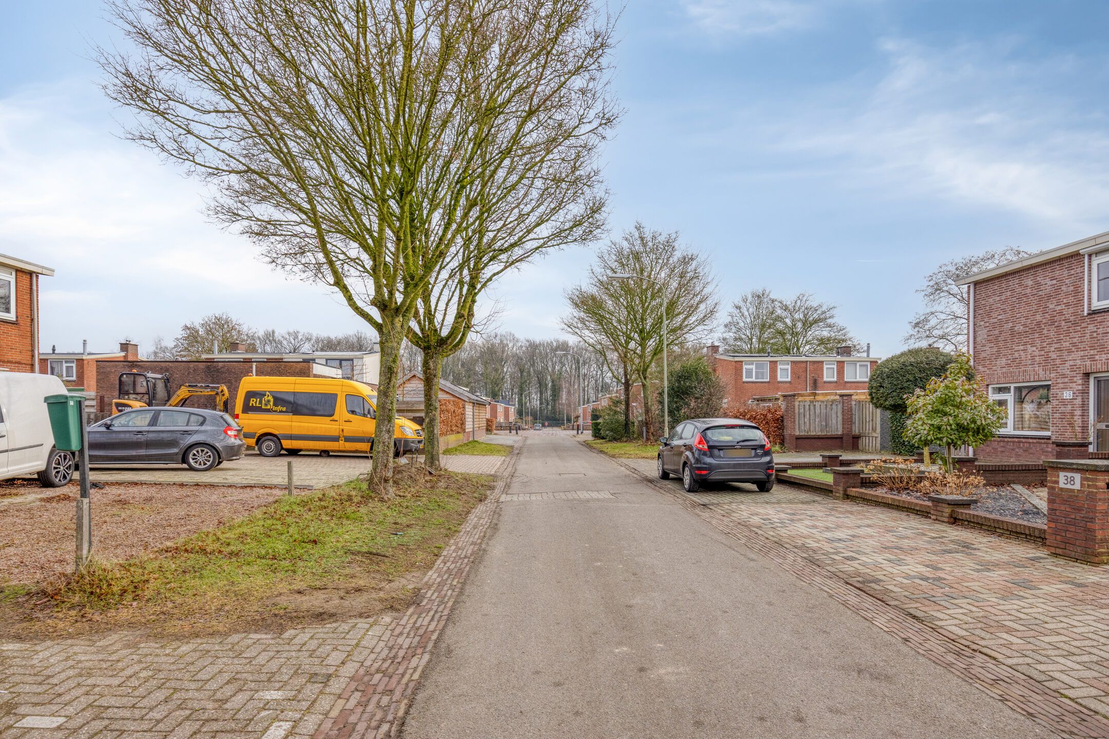 Foto 39 van Barnar 32