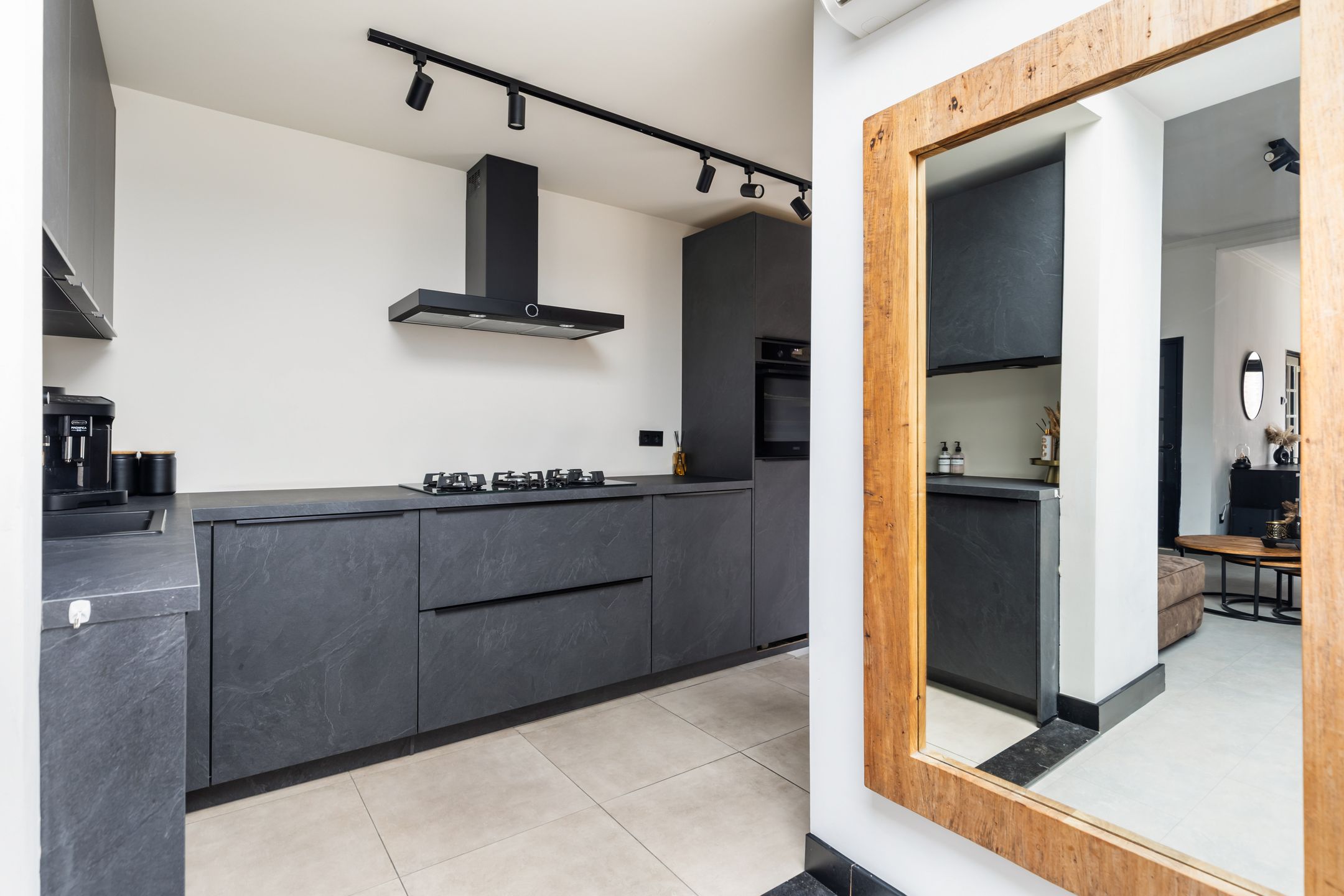 Foto 12 van Wullenhovenstraat 11