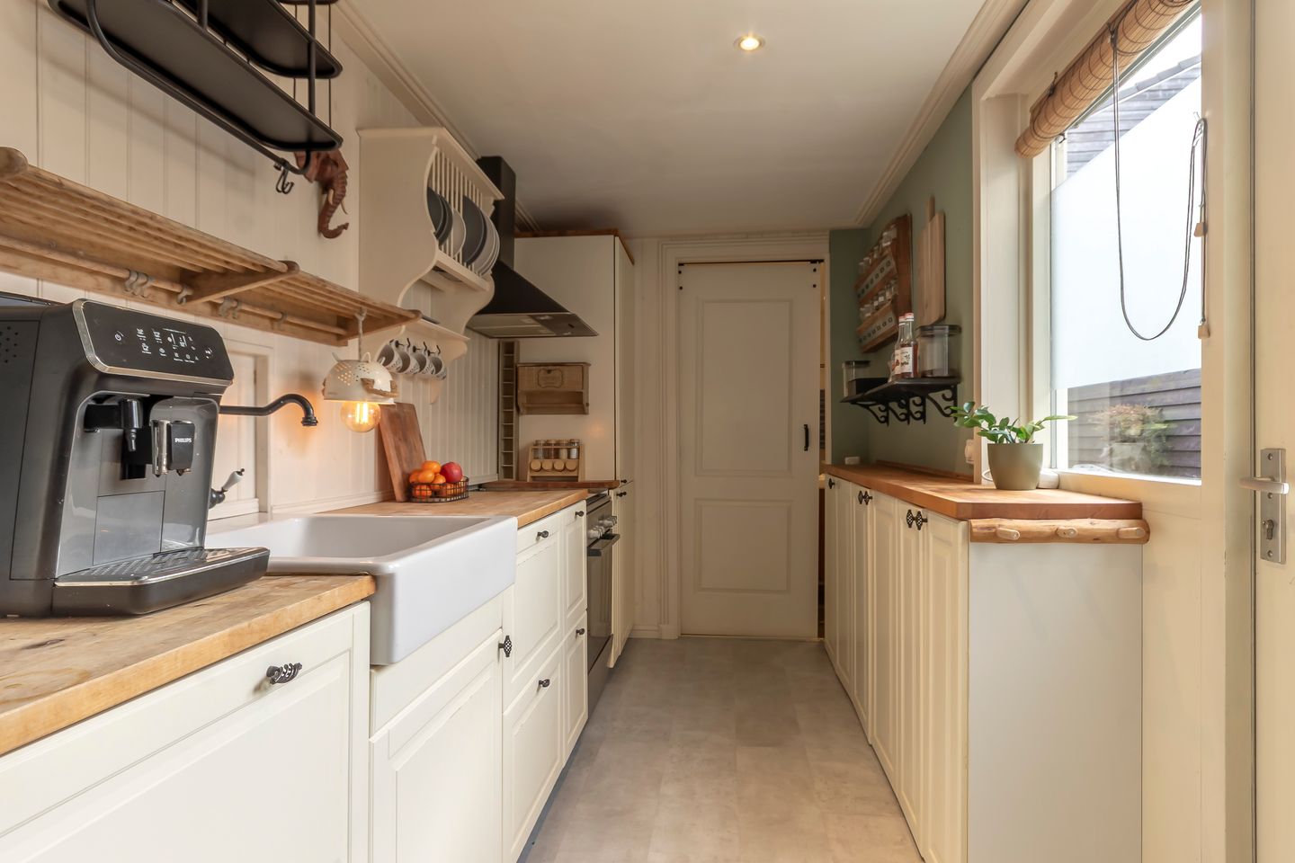 Photo 10 of Van Galenstraat 25