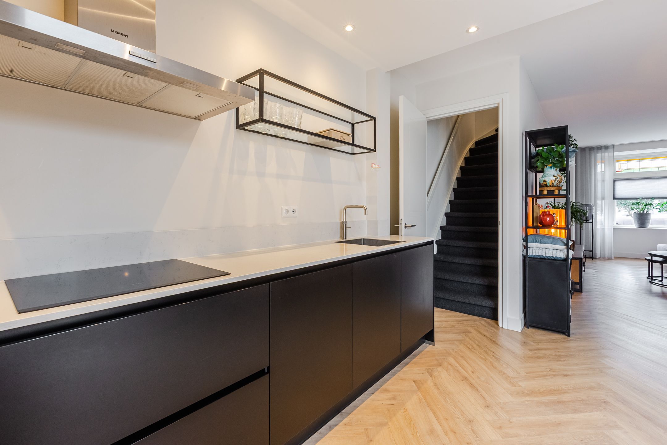 Foto 21 van Kamperfoelieplein 18