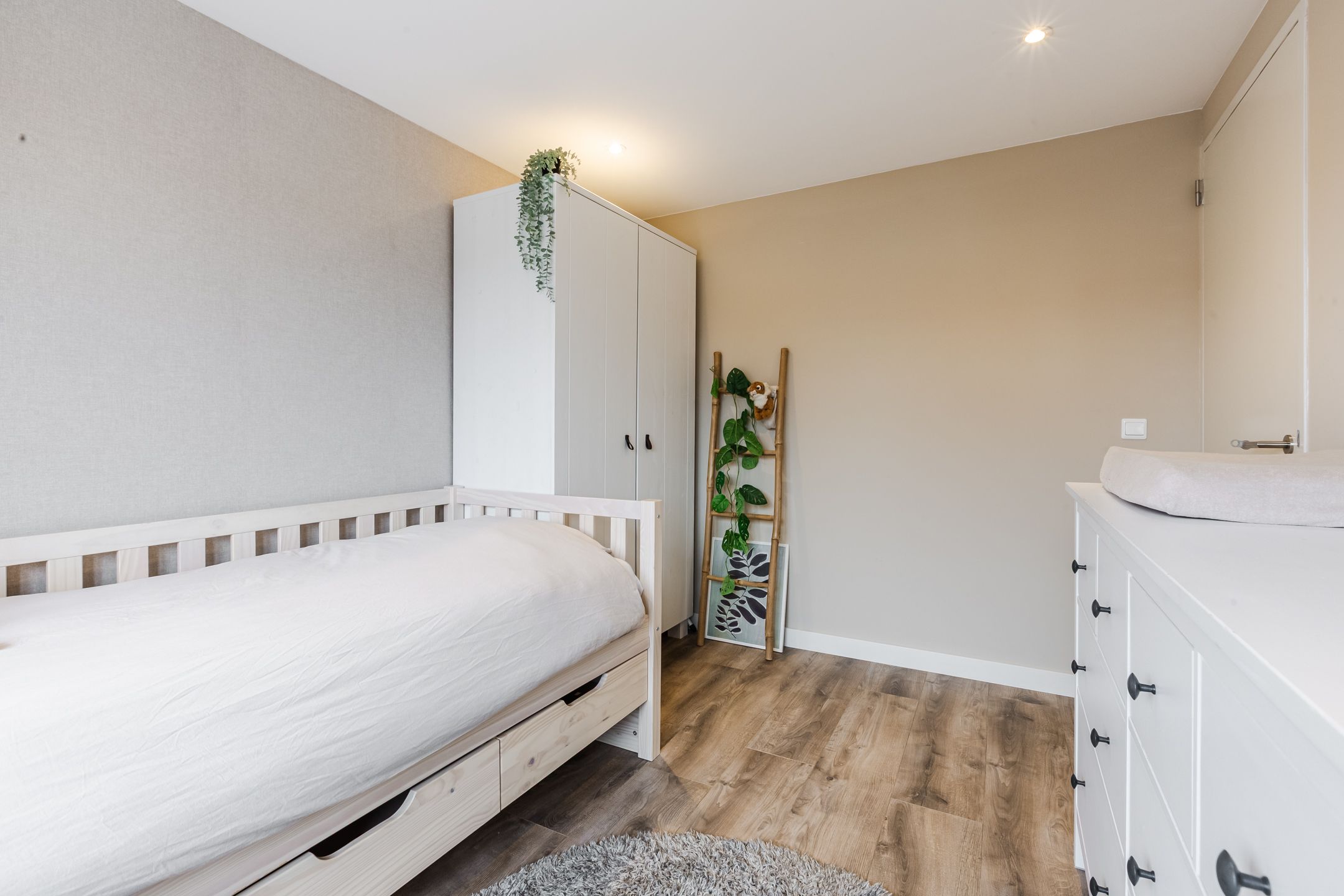 Foto 33 van Kamperfoelieplein 18