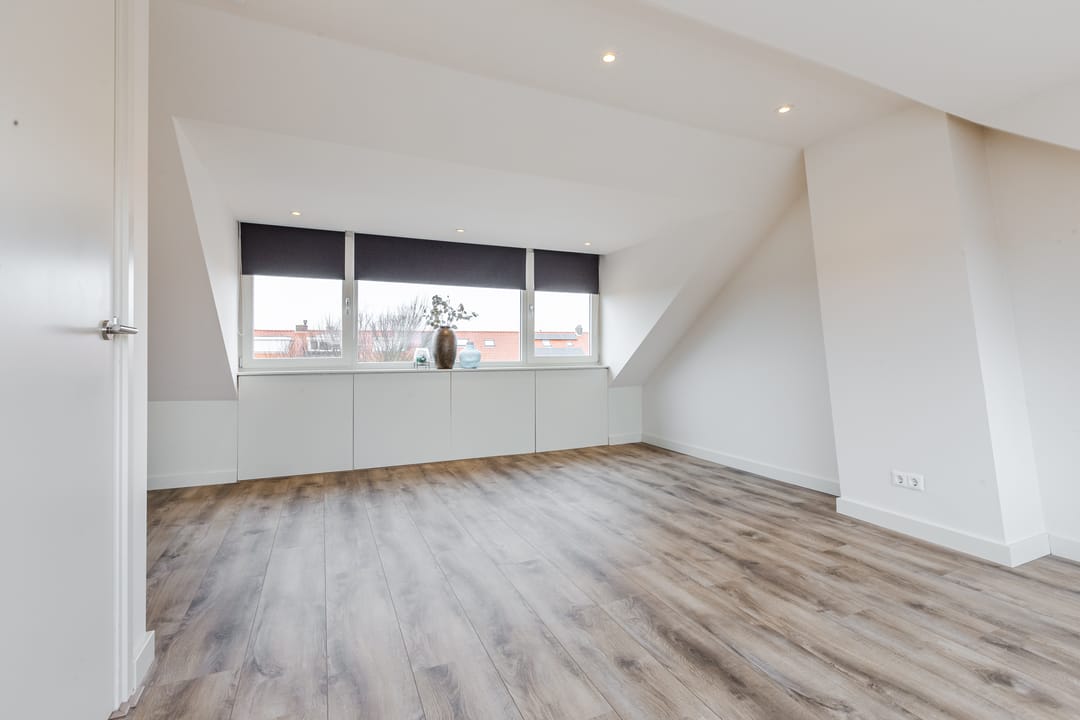 Foto 43 van Kamperfoelieplein 18