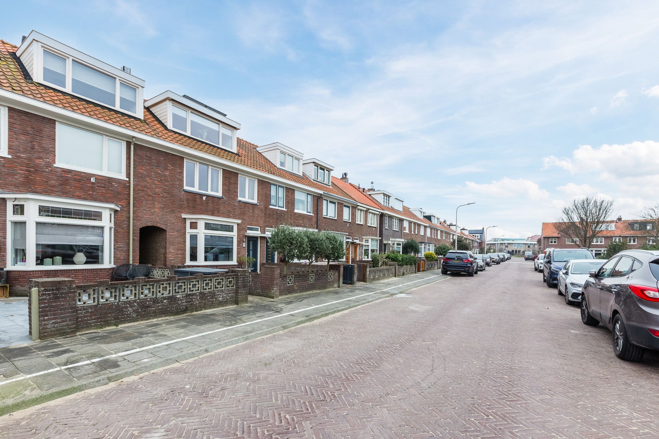 Foto 51 van Kamperfoelieplein 18