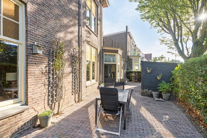 Foto 37 van Alma Tademastraat 18
