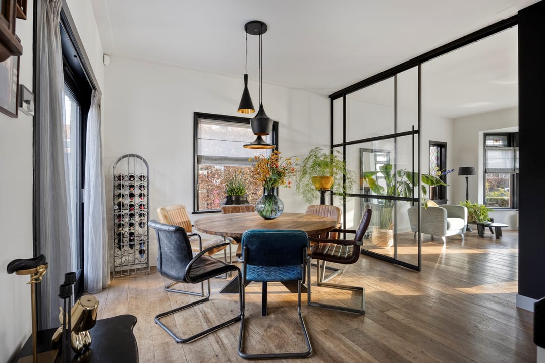 Photo 11 of Oosteinde 21