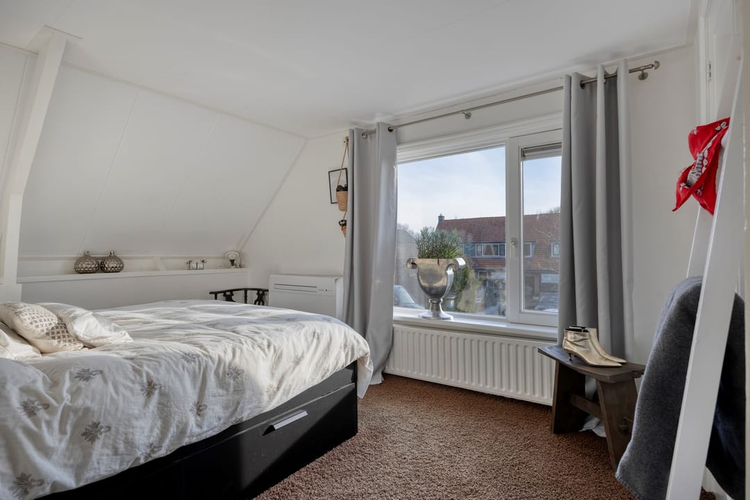 Photo 23 of Oosteinde 21