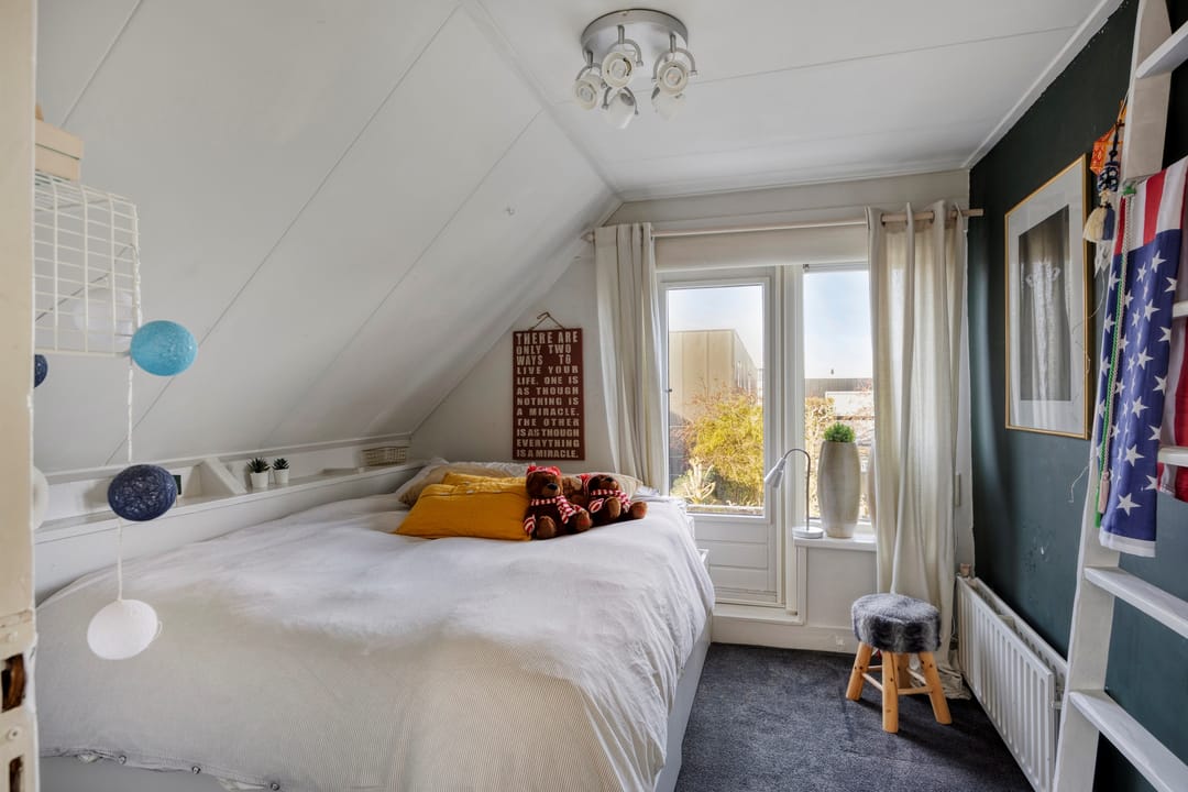 Photo 26 of Oosteinde 21