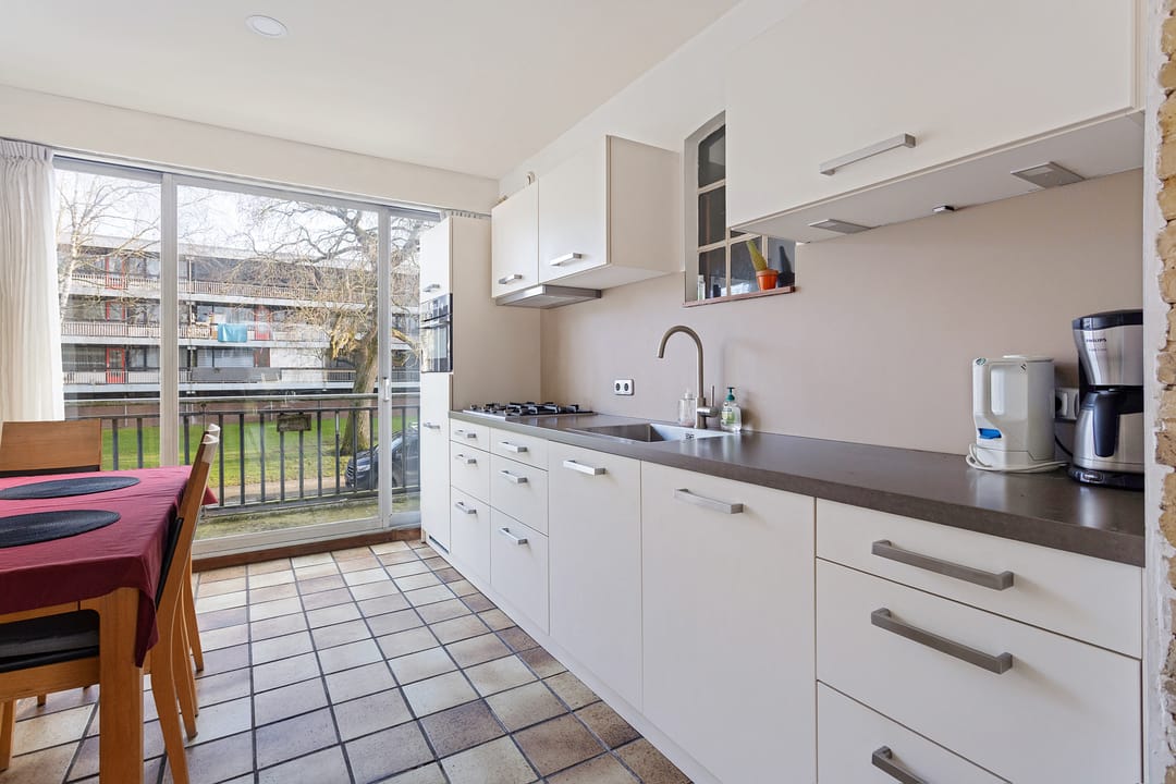 Foto 16 van Weegbreestraat 34