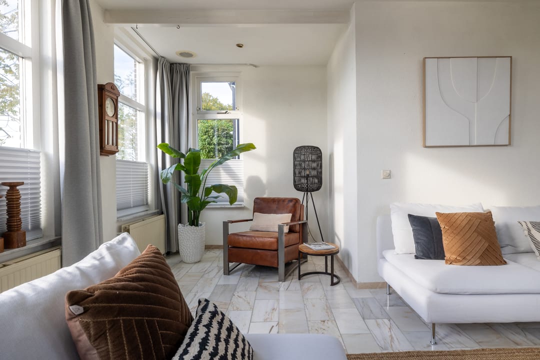 Foto 11 van Notaris d'Aumerielaan 33