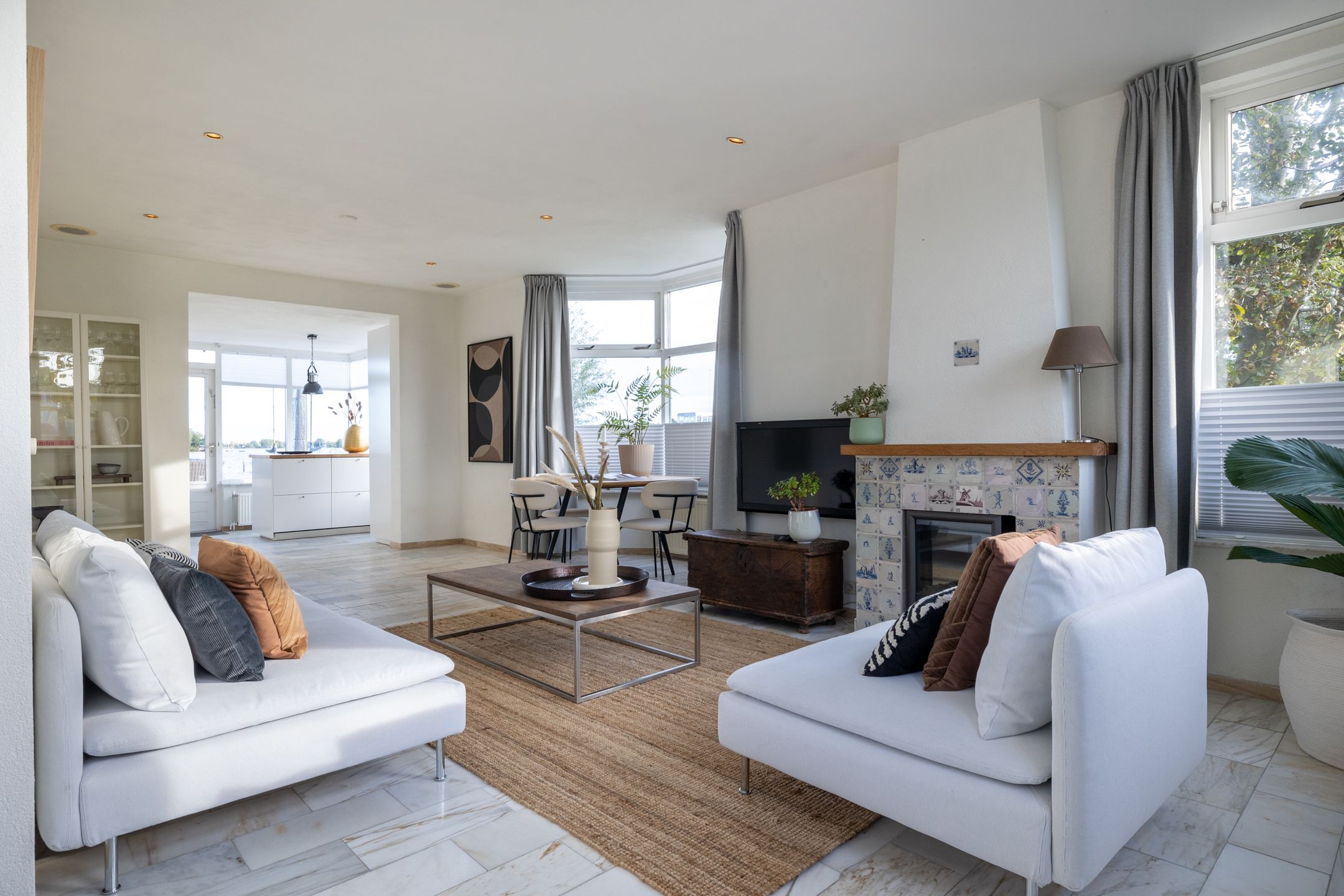 Foto 12 van Notaris d'Aumerielaan 33