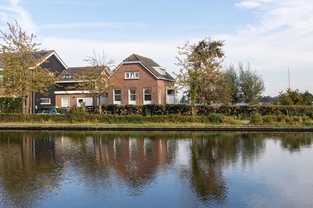 Foto 46 van Notaris d'Aumerielaan 33