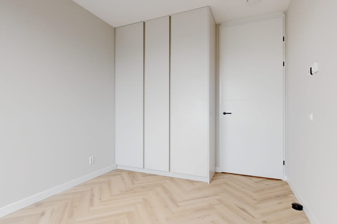 Photo 16 of Mies van der Rohestraat 35